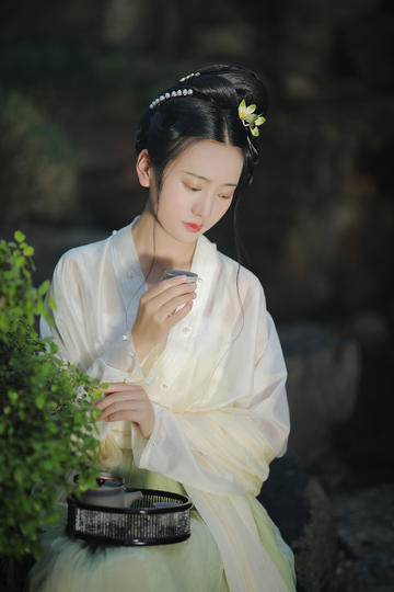 一路不消停