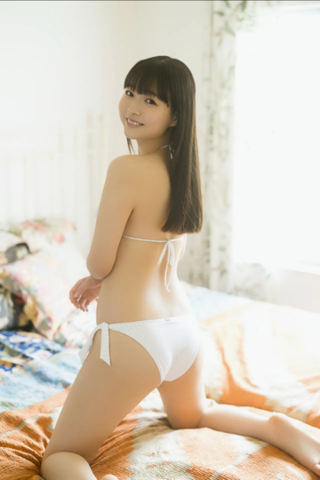 结婚当天，和女朋友她姐穿到五年后